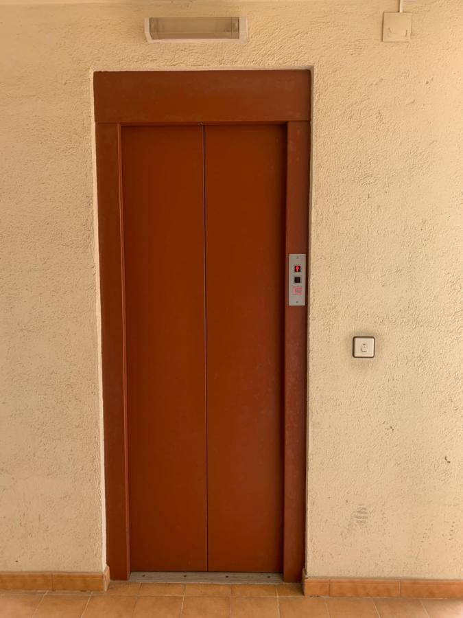 Apartamento De Playa En Santa Margarita. Roses Exterior foto